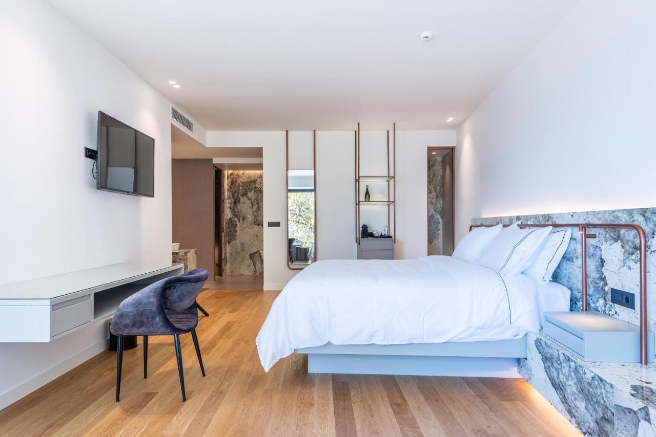 איגיו Amario Suites Hotel מראה חיצוני תמונה