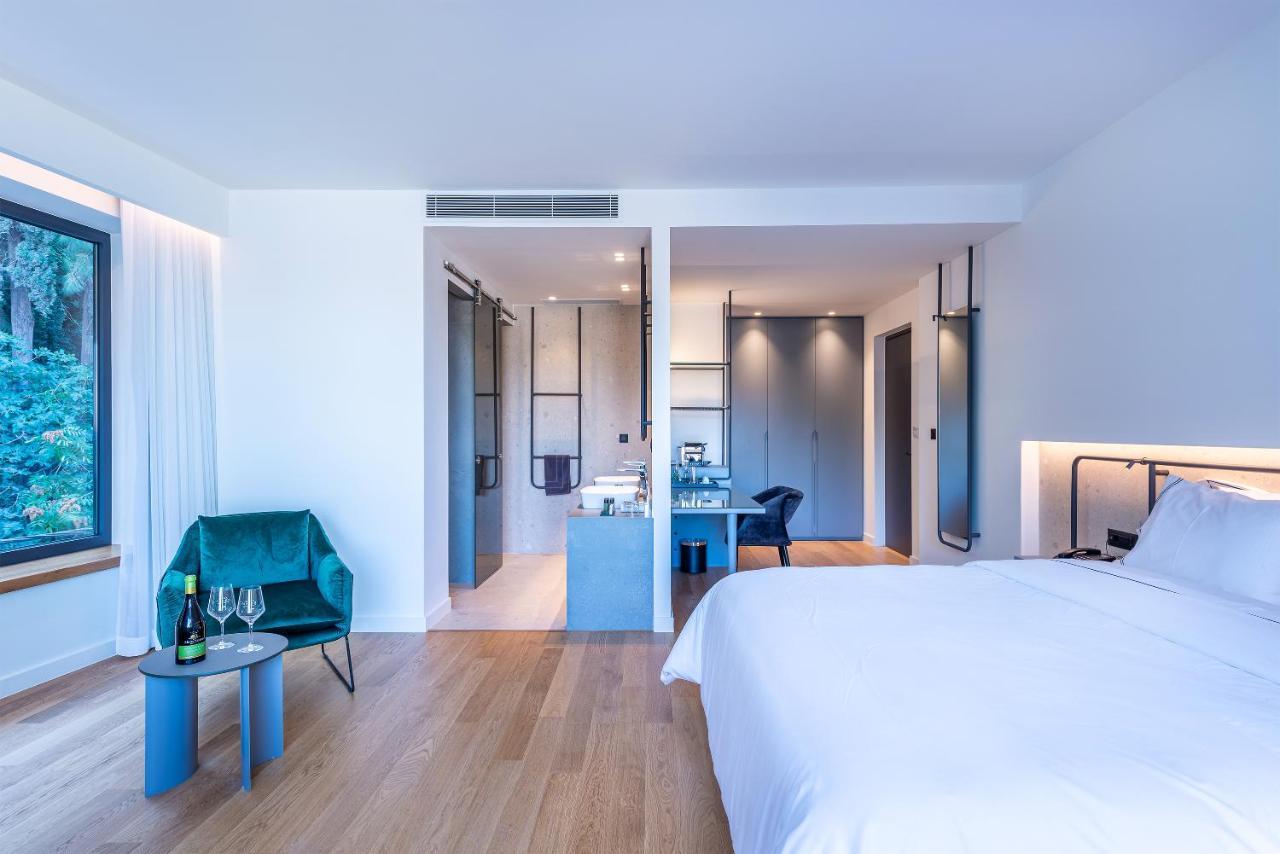 איגיו Amario Suites Hotel מראה חיצוני תמונה