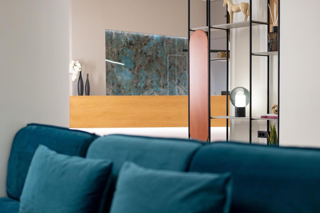 איגיו Amario Suites Hotel מראה חיצוני תמונה