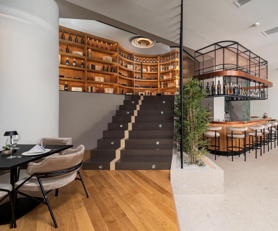 איגיו Amario Suites Hotel מראה חיצוני תמונה