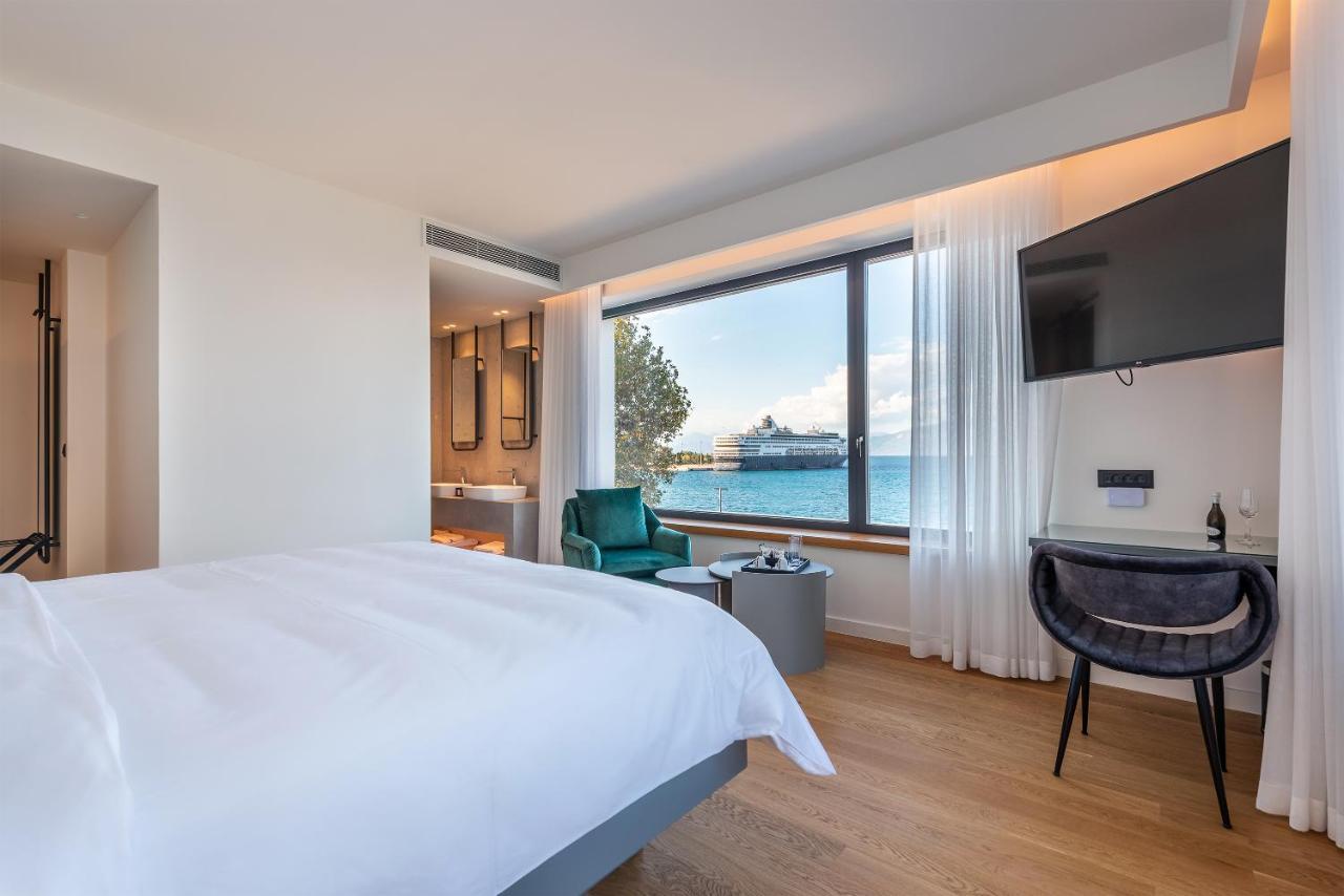 איגיו Amario Suites Hotel מראה חיצוני תמונה