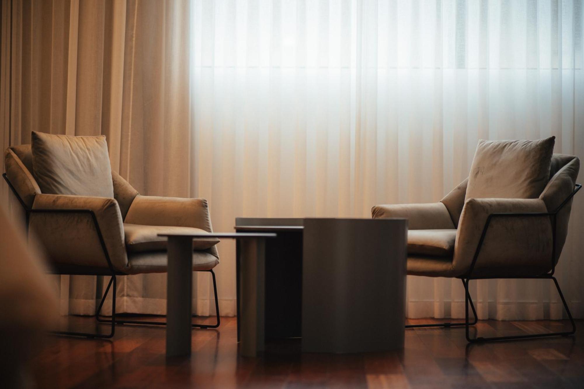 איגיו Amario Suites Hotel מראה חיצוני תמונה