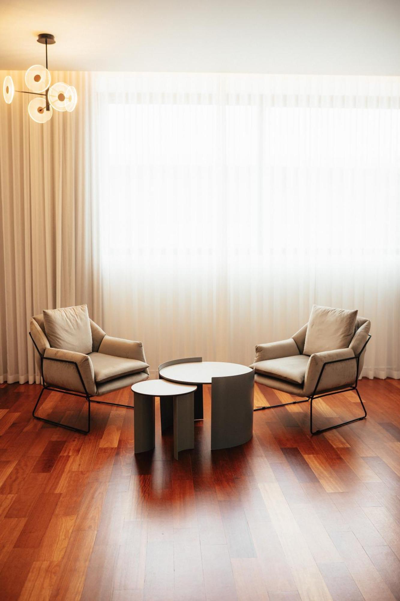 איגיו Amario Suites Hotel מראה חיצוני תמונה
