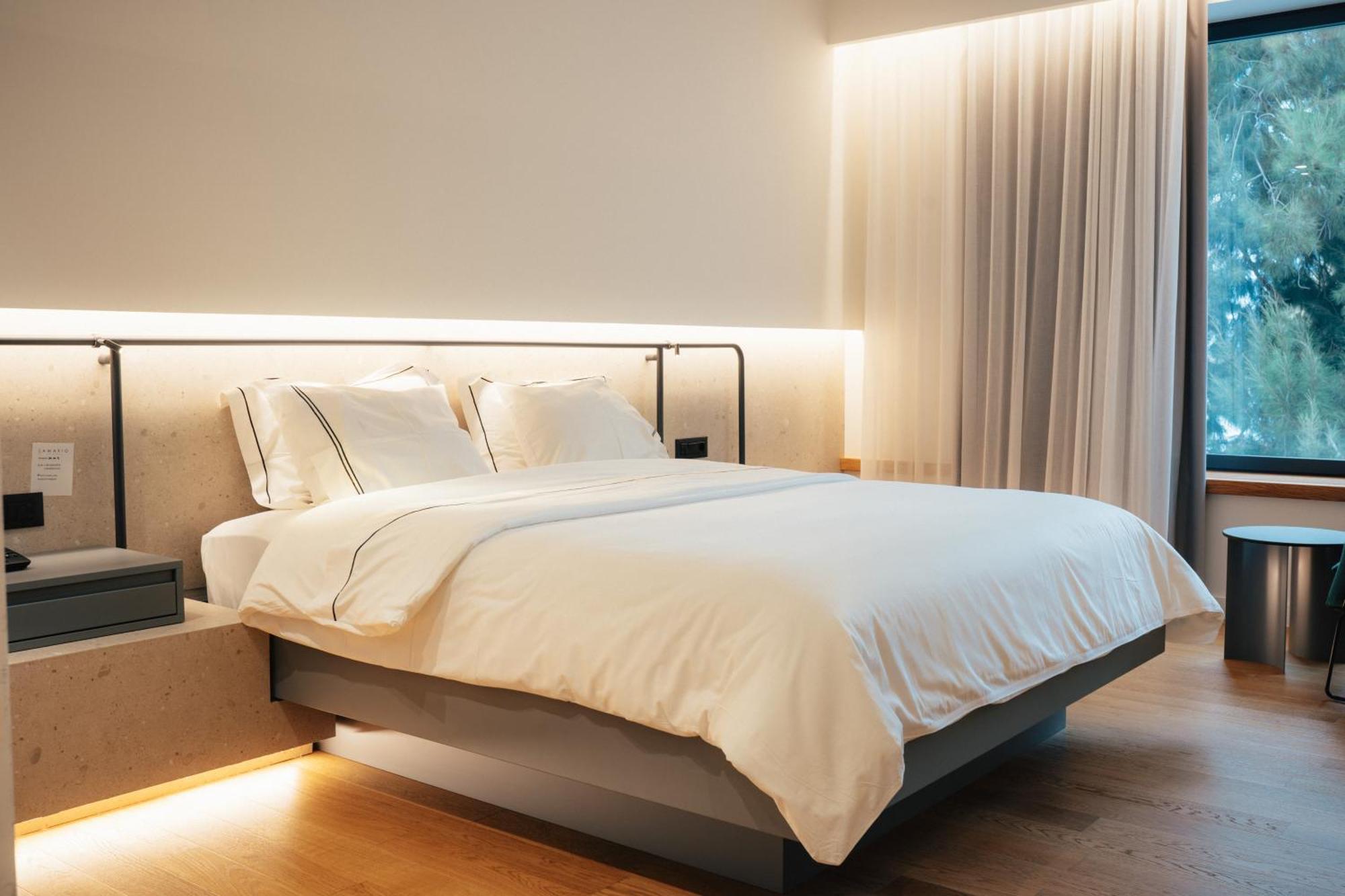 איגיו Amario Suites Hotel מראה חיצוני תמונה