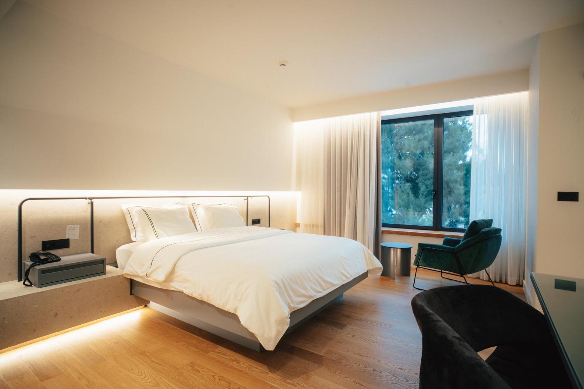 איגיו Amario Suites Hotel מראה חיצוני תמונה