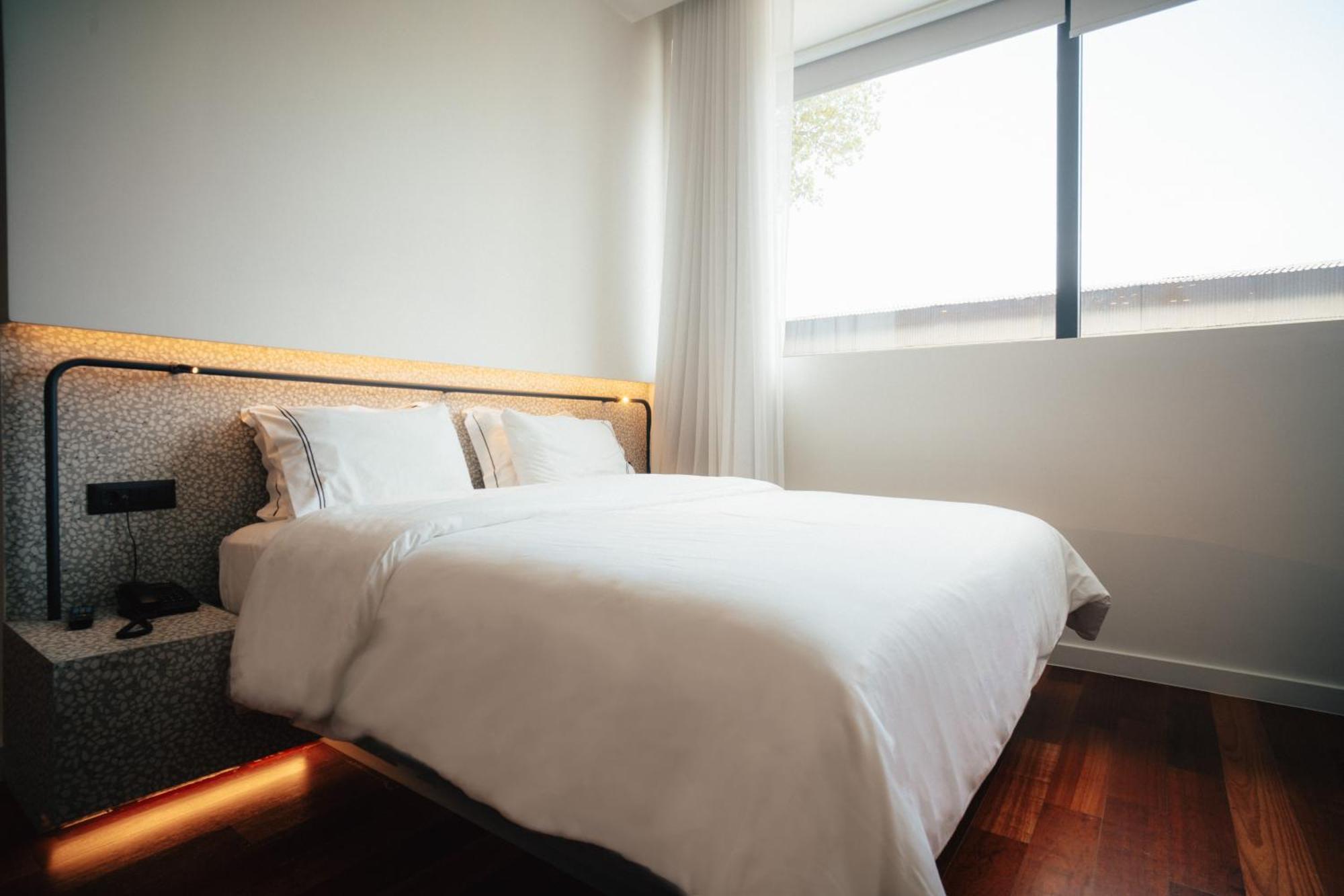 איגיו Amario Suites Hotel חדר תמונה